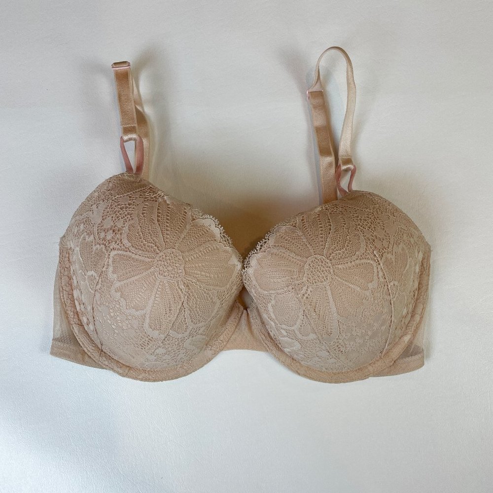 NWOT Victoria's Secret Bra 32DD Lined Demi Beige Floral Lace B731